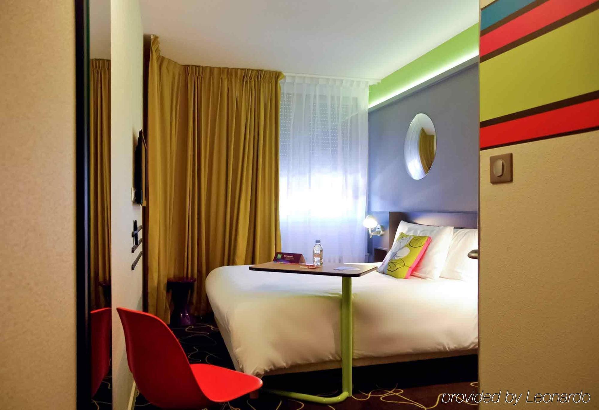 Ibis Styles Roanne Centre Gare Ξενοδοχείο Δωμάτιο φωτογραφία